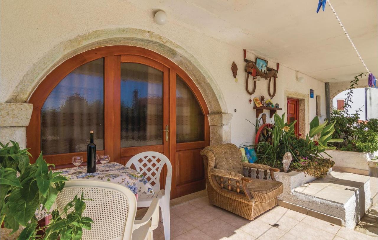 Pet Friendly Apartment In Porec With Wifi Luaran gambar
