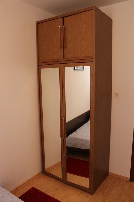 Pet Friendly Apartment In Porec With Wifi Bilik gambar