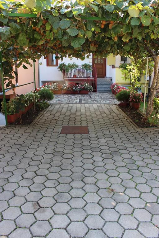Pet Friendly Apartment In Porec With Wifi Bilik gambar