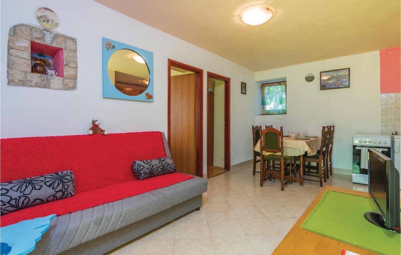 Pet Friendly Apartment In Porec With Wifi Luaran gambar